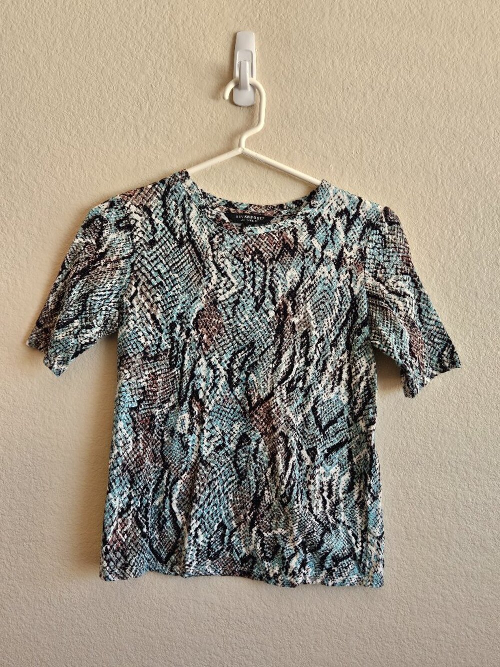 Liverpool Snakeskin Print Stretch Blouse - X-Small